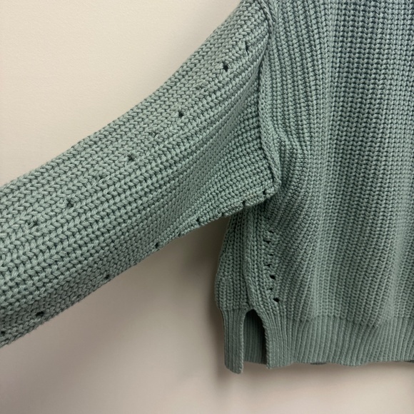 Sweater - Picture 2 of 5